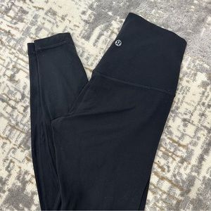 Black Lululemon leggings